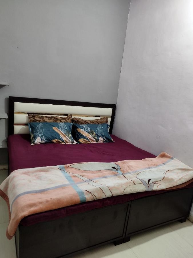 Kalpeshwar Homestay Udždžain Exteriér fotografie