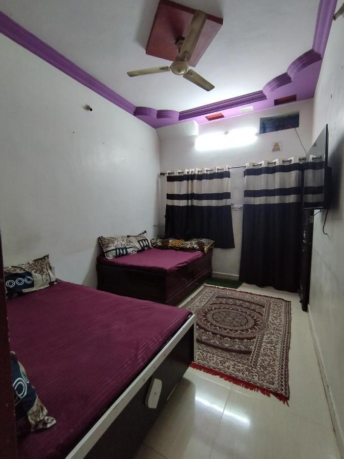 Kalpeshwar Homestay Udždžain Exteriér fotografie