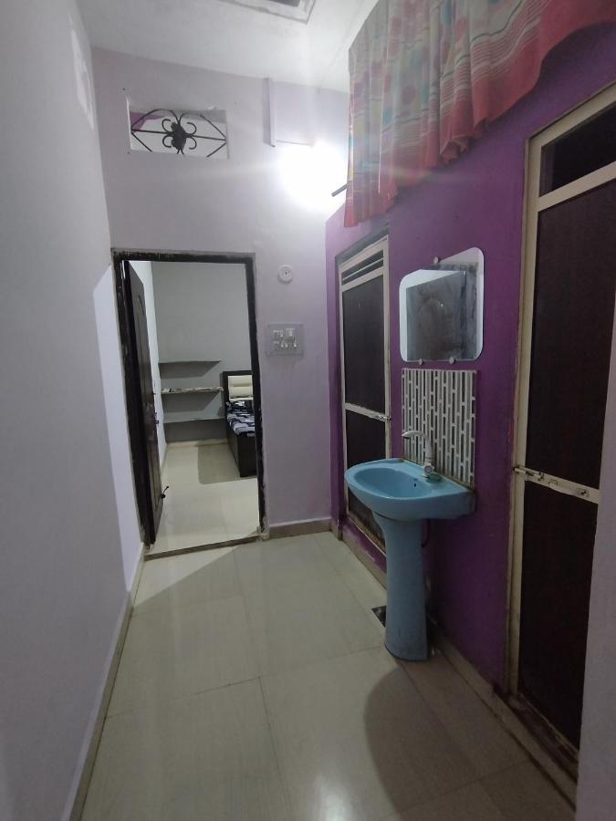 Kalpeshwar Homestay Udždžain Exteriér fotografie